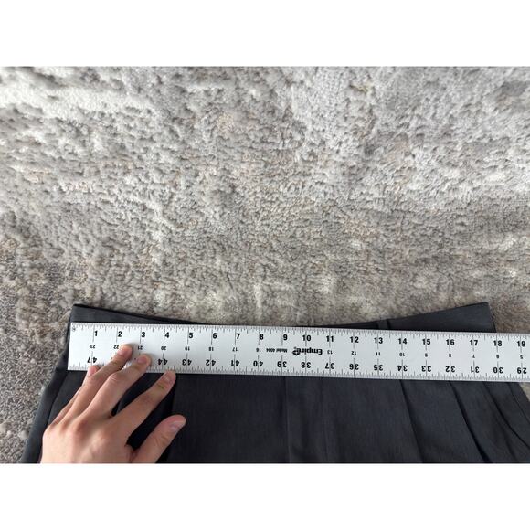 Van Heusen Mens Size 36/32 Pleated Pants Gray Casual Button Zip Pocket - Picture 4 of 11